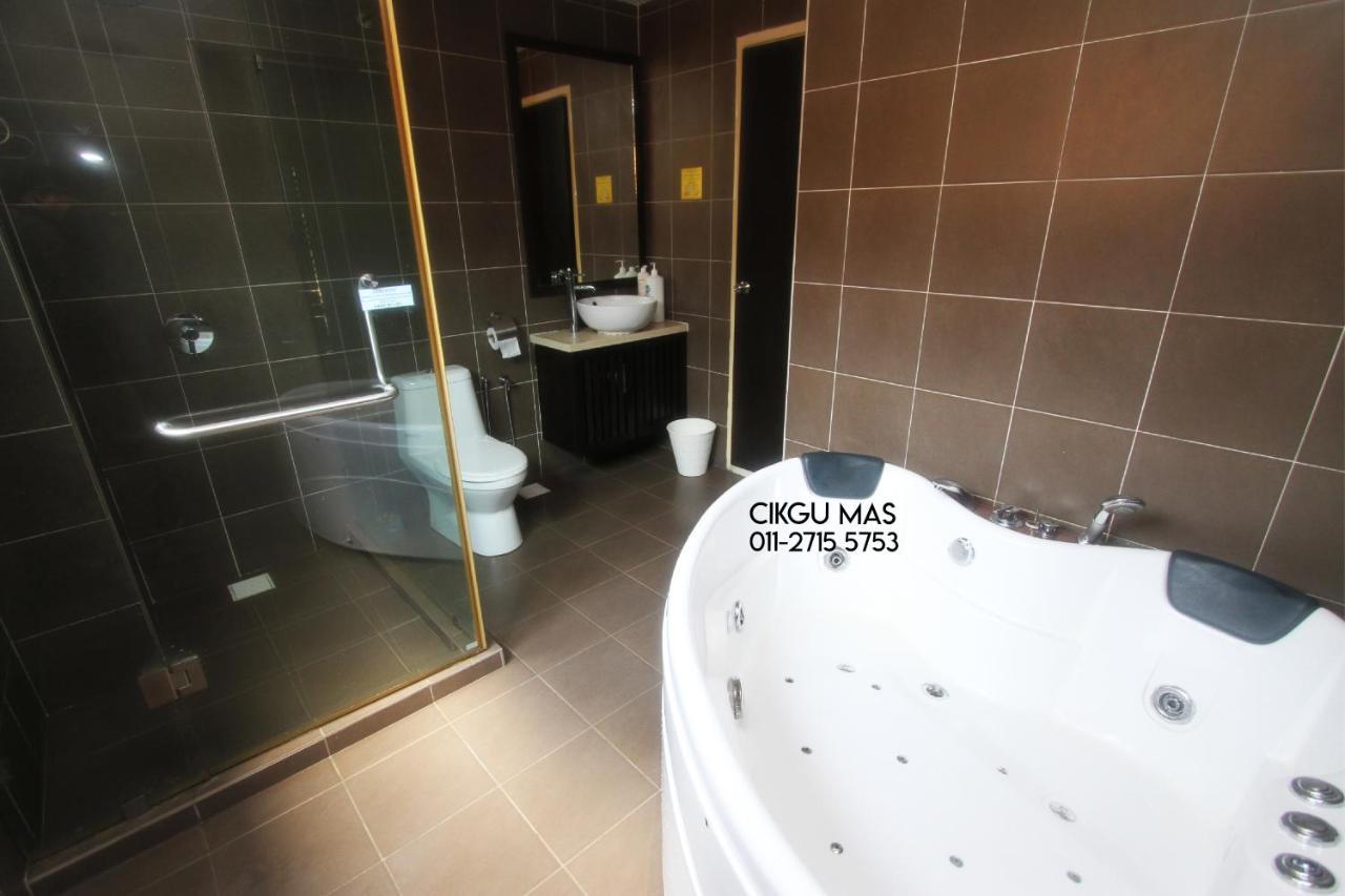 Gold Coast Morib By 369 Stay Kampong Tanjong Pechah Exterior photo