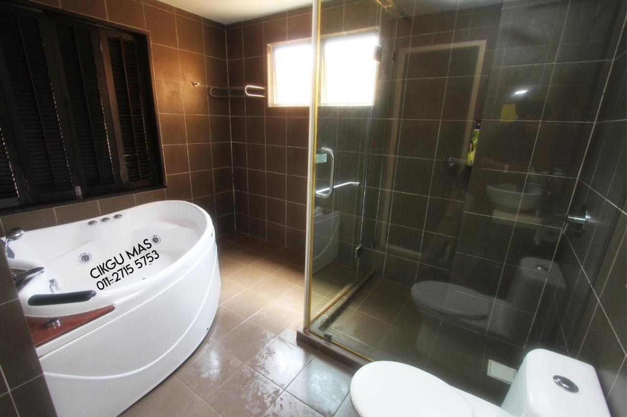 Gold Coast Morib By 369 Stay Kampong Tanjong Pechah Exterior photo